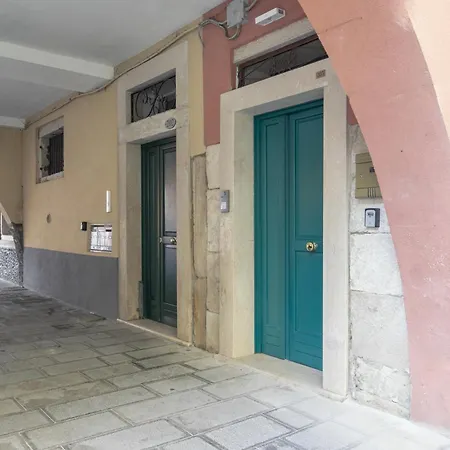 Lupi - Due Nel Centro Di Apartamento *