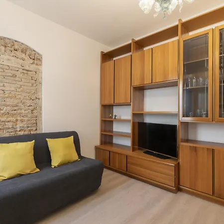 Lupi - Due Nel Centro Di Apartamento *
